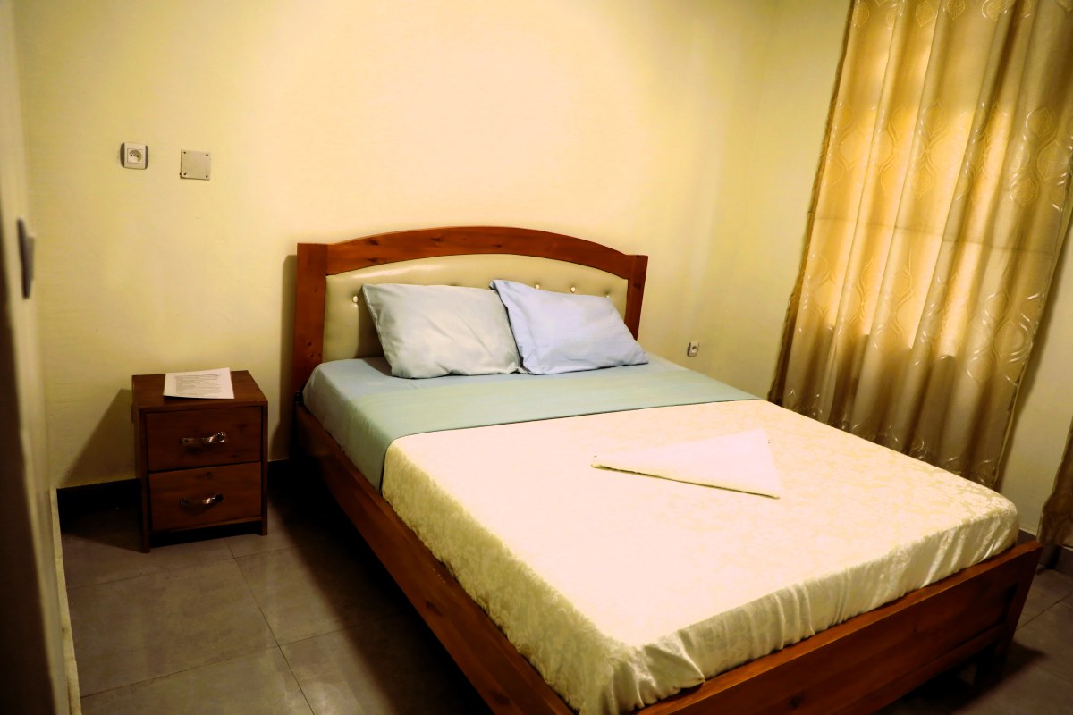 Clean Bright En-suite Room